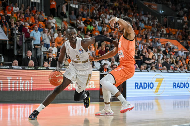 持续性和稳 持续性和稳