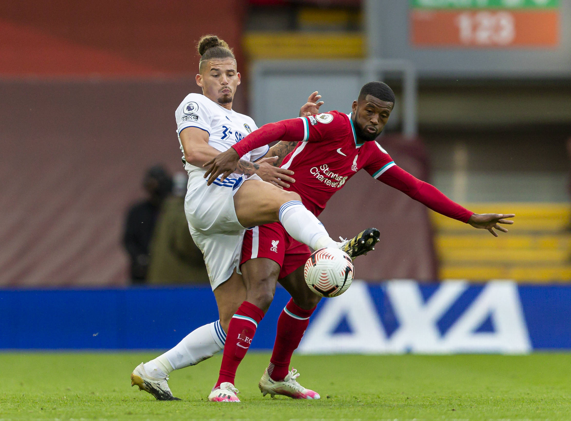 攻坚战中的 攻坚战中的