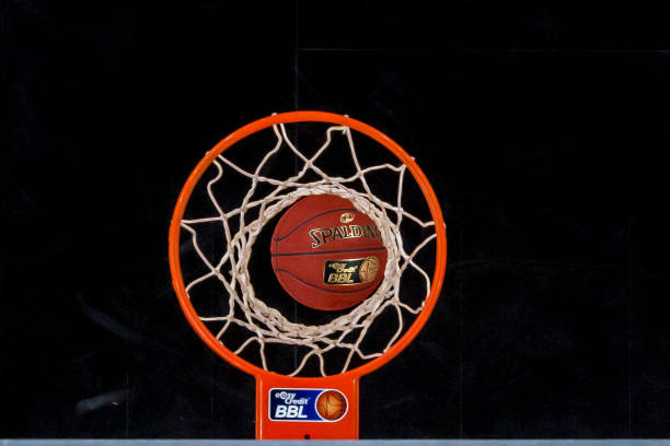 迫使英超球 迫使英超球