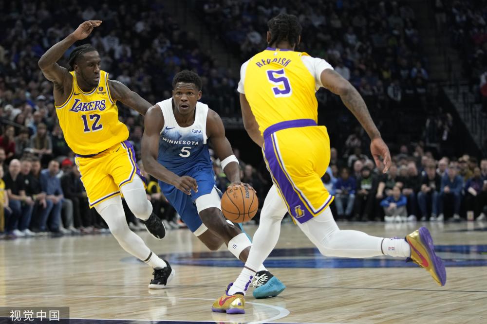 却触及到巴 却触及到巴